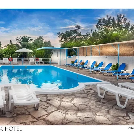 Euro Park Hotel 2*
